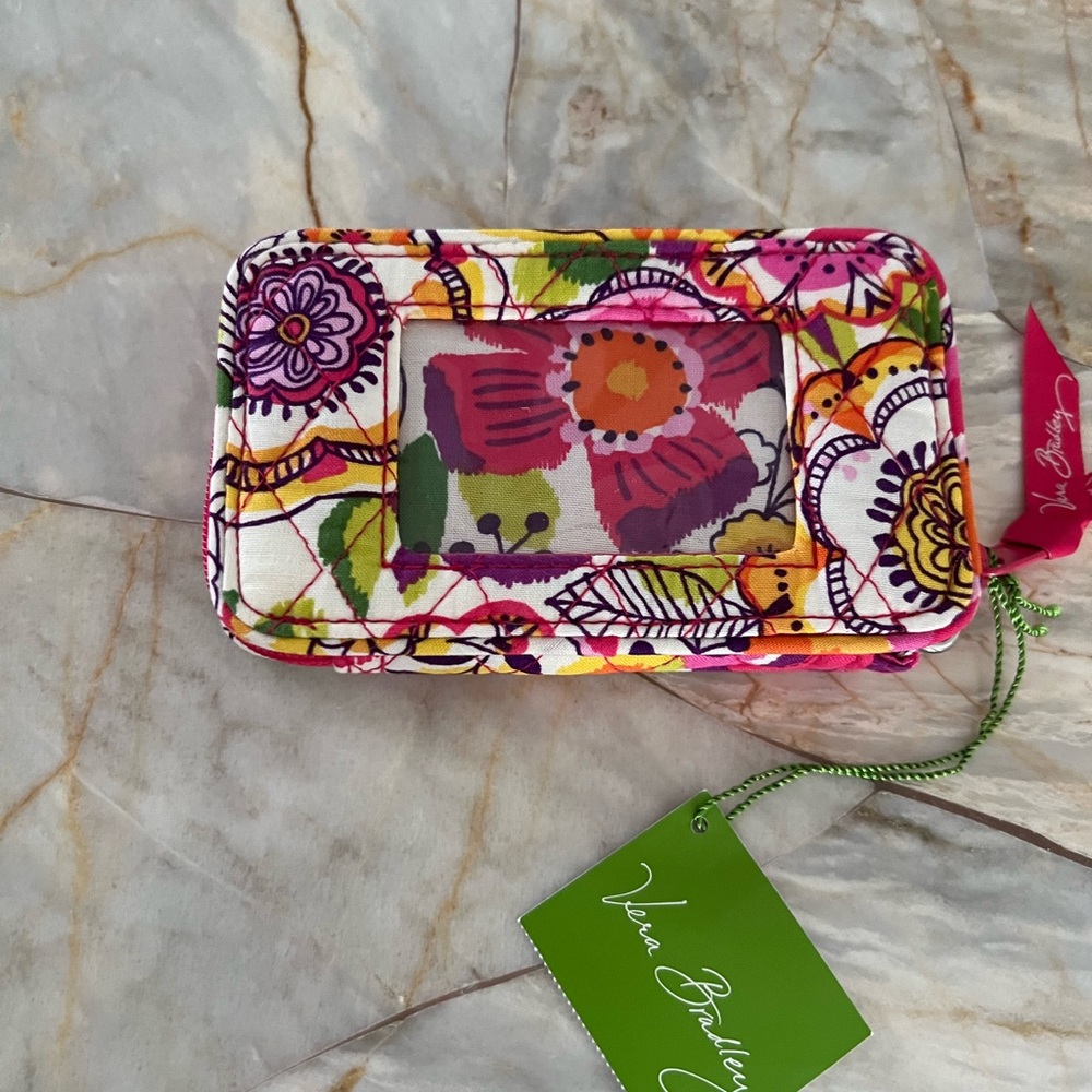 Vera Bradley smartphone wristlet